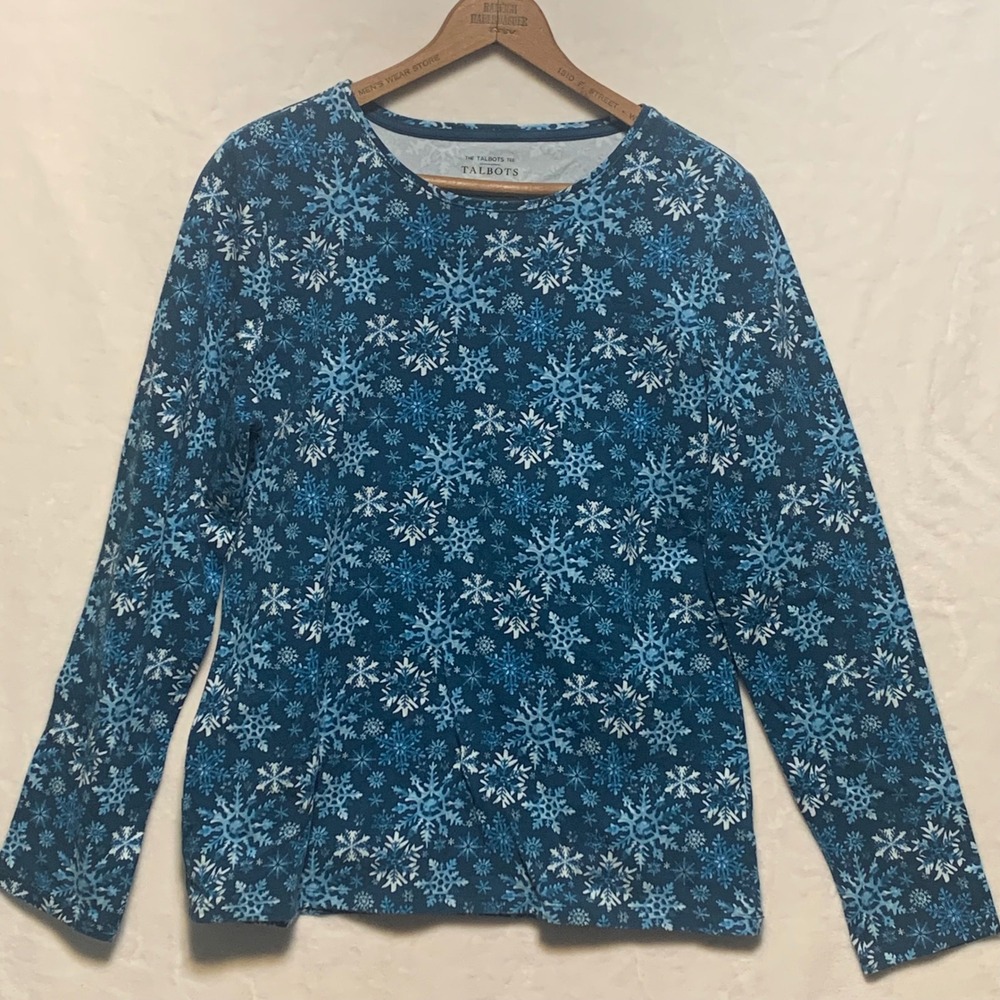 Talbots‎ Women's Blue Snowflake Long Sleeve Tee Shirt Size Medium Winter Holiday